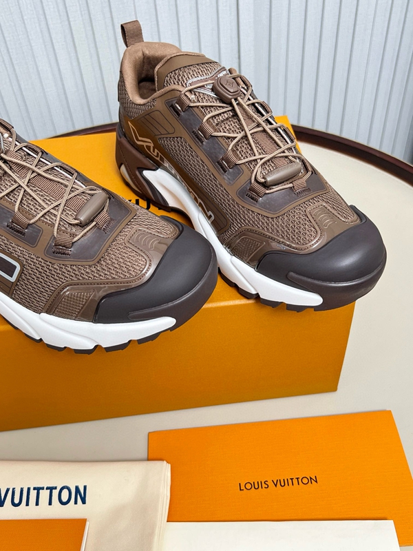 ルイヴィトン靴角部分ディテール